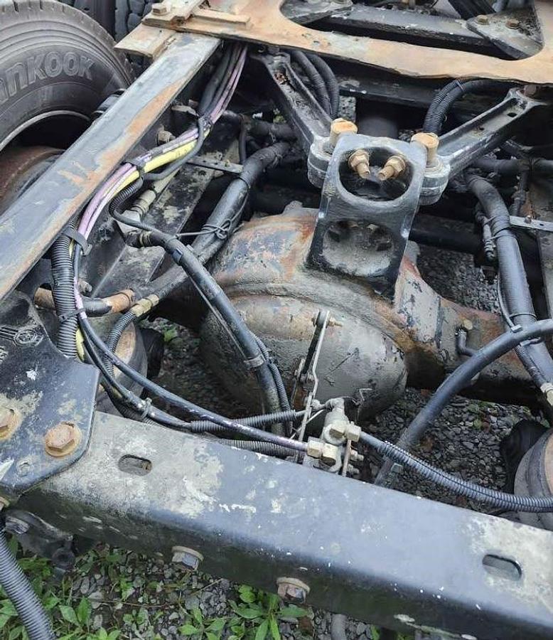 Used 2012 Kenworth W900L Sleeper Semi Truck