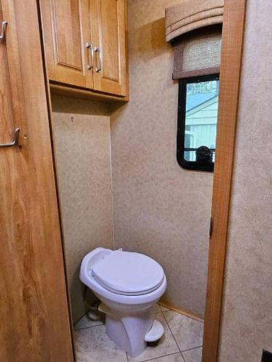Used 2008 Winnebago Tour 40FD