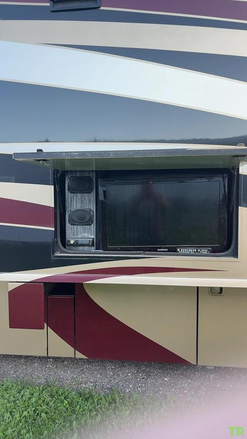 Used 2011 Itasca Meridian 40U