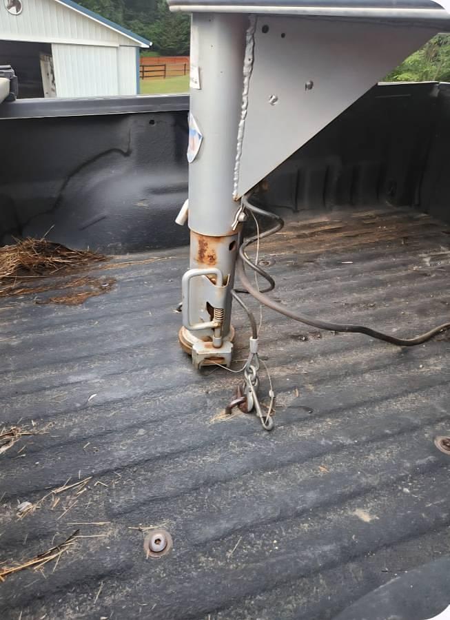 Used 2007 Silver Star 4 Horse Trailer