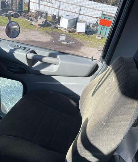 Used 2013 Peterbilt 337