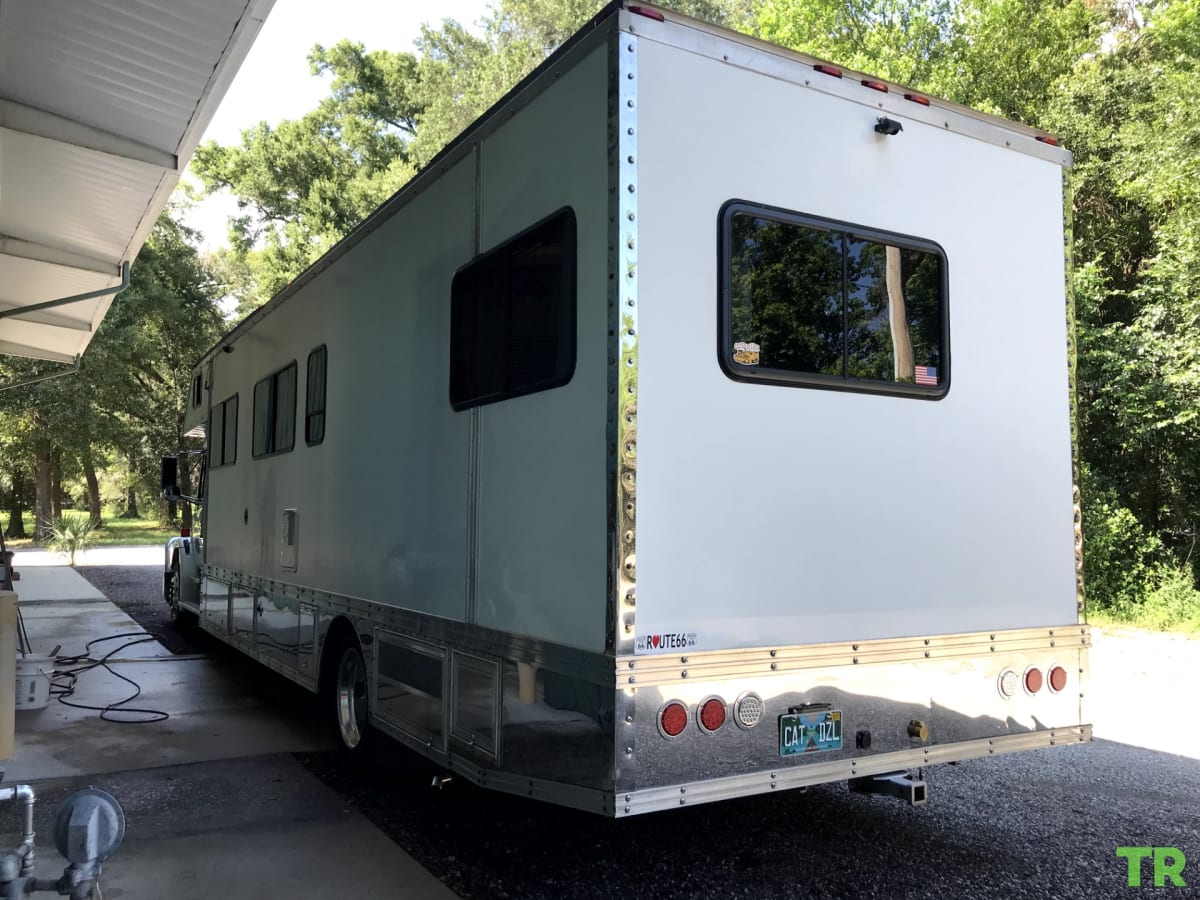 Used 1998 Freightliner FL80 Renegade Car Carrier | Cummins 405 HP | Allison Automatic | 5-Car Kaufman Hauler
