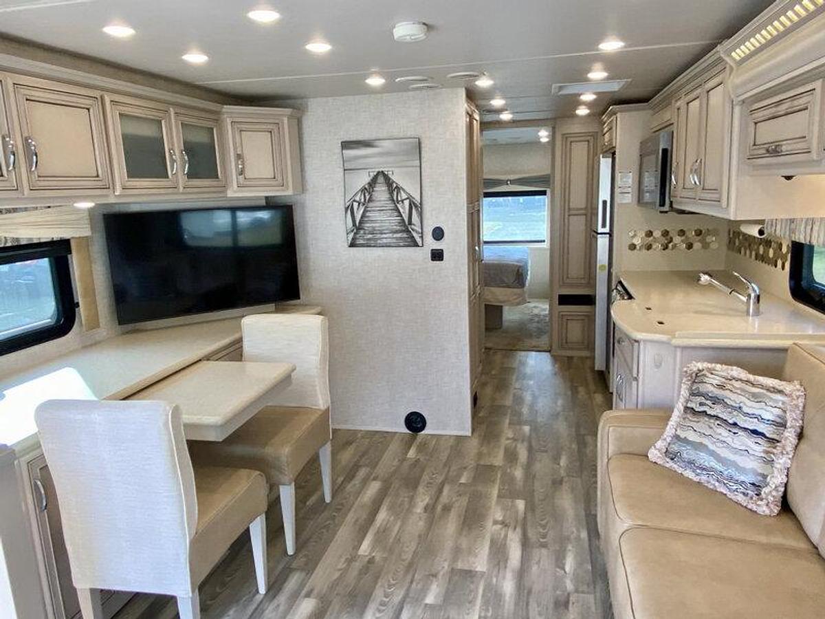 Used 2021 Newmar Bay Star 3226 Class A Motorhome