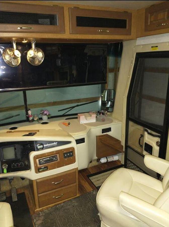 Used 2001 Holiday Rambler Ambassador Class A Motorhome