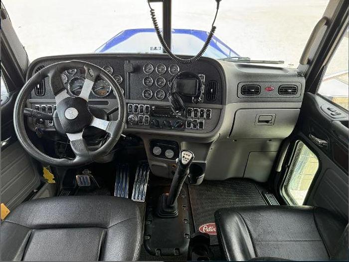 Used 2021 Peterbilt 389