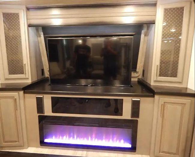 Used 2021 Keystone Montana 3761FL