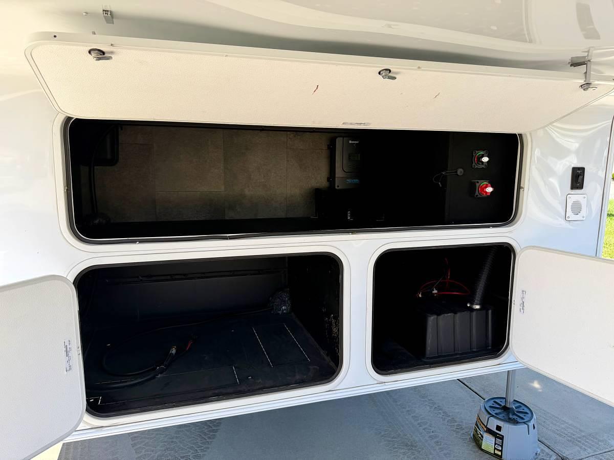 Used 2025 Alliance Paradigm 310RL Fifth Wheel