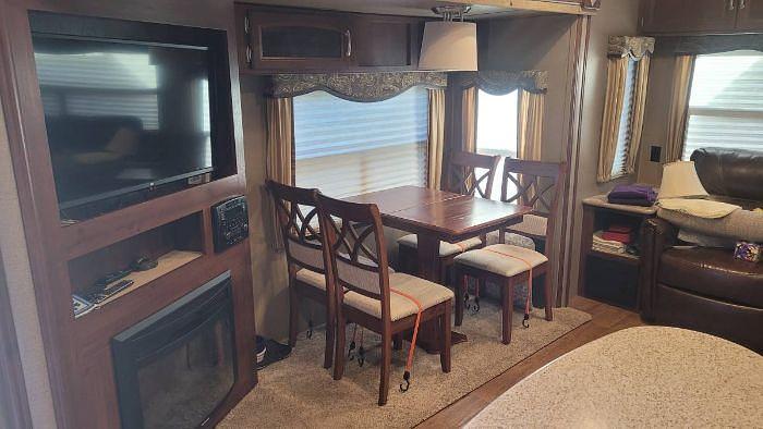 Used 2015 Keystone Outback Superlite 286FRL