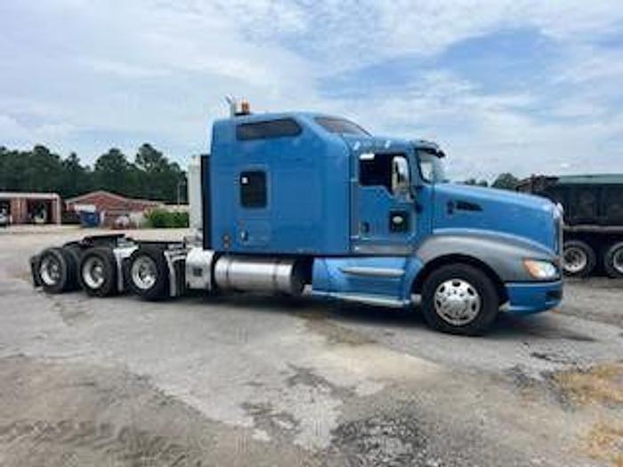 Used 2013 KENWORTH T660