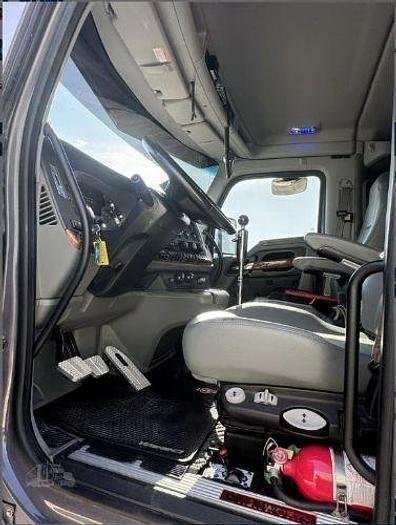 Used 2020 KENWORTH W990