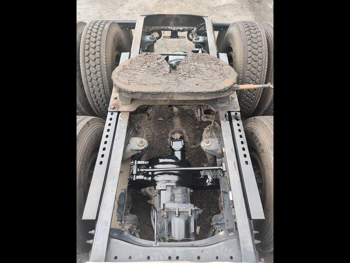 Used 2016 Peterbilt 579