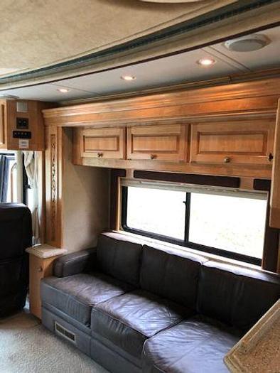 Used 2005 Monaco Executive 40PBT