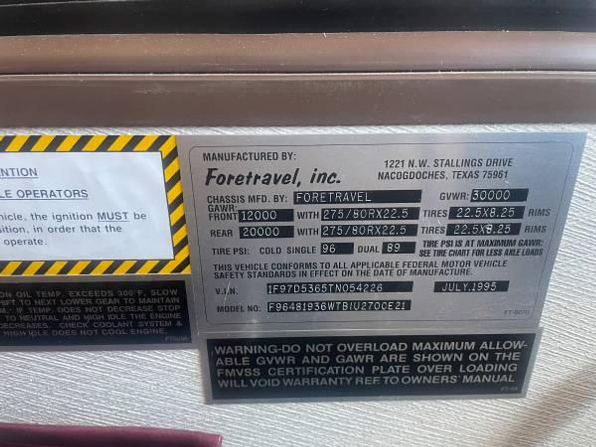 Used 1996 Foretravel U270 36' Class A Diesel Pusher