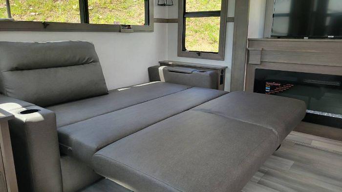 Used 2023 Grand Design SOLITUDE 373FB