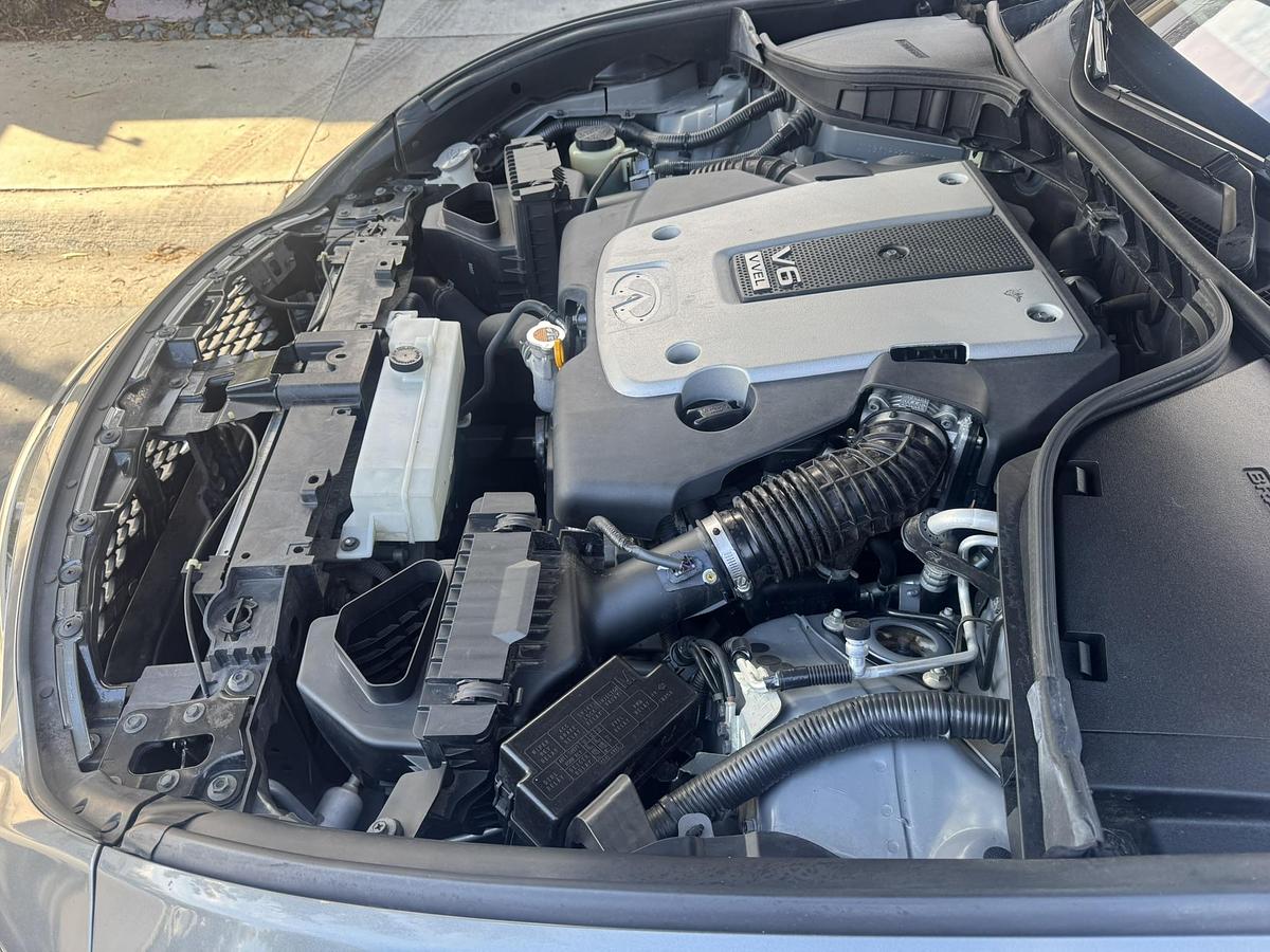 Used 2016 Infiniti Q70