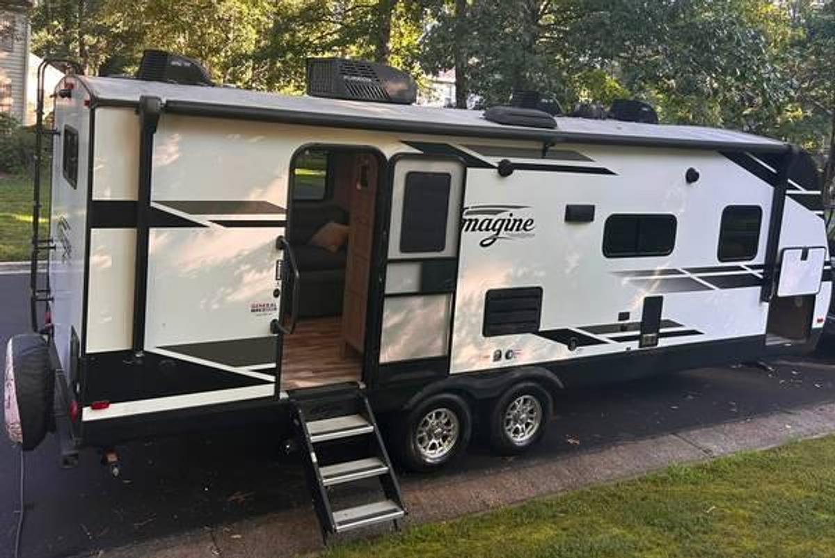 Used 2021 Grand Design Imagine