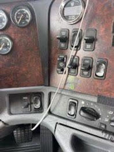 Used 2012 Freightliner Columbia 120