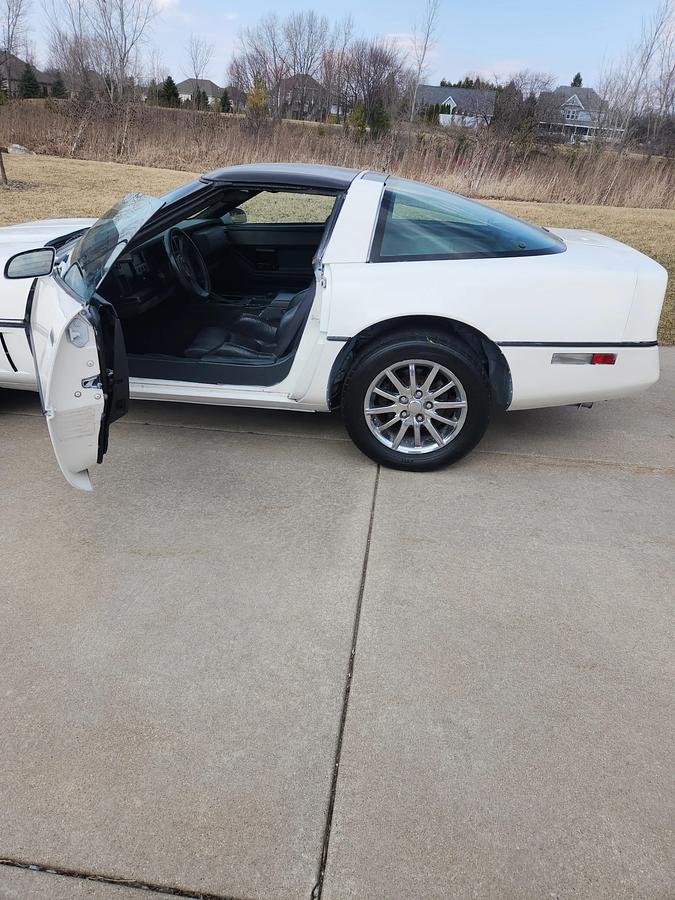 Used 1985 Chevrolet Corvette Coupe