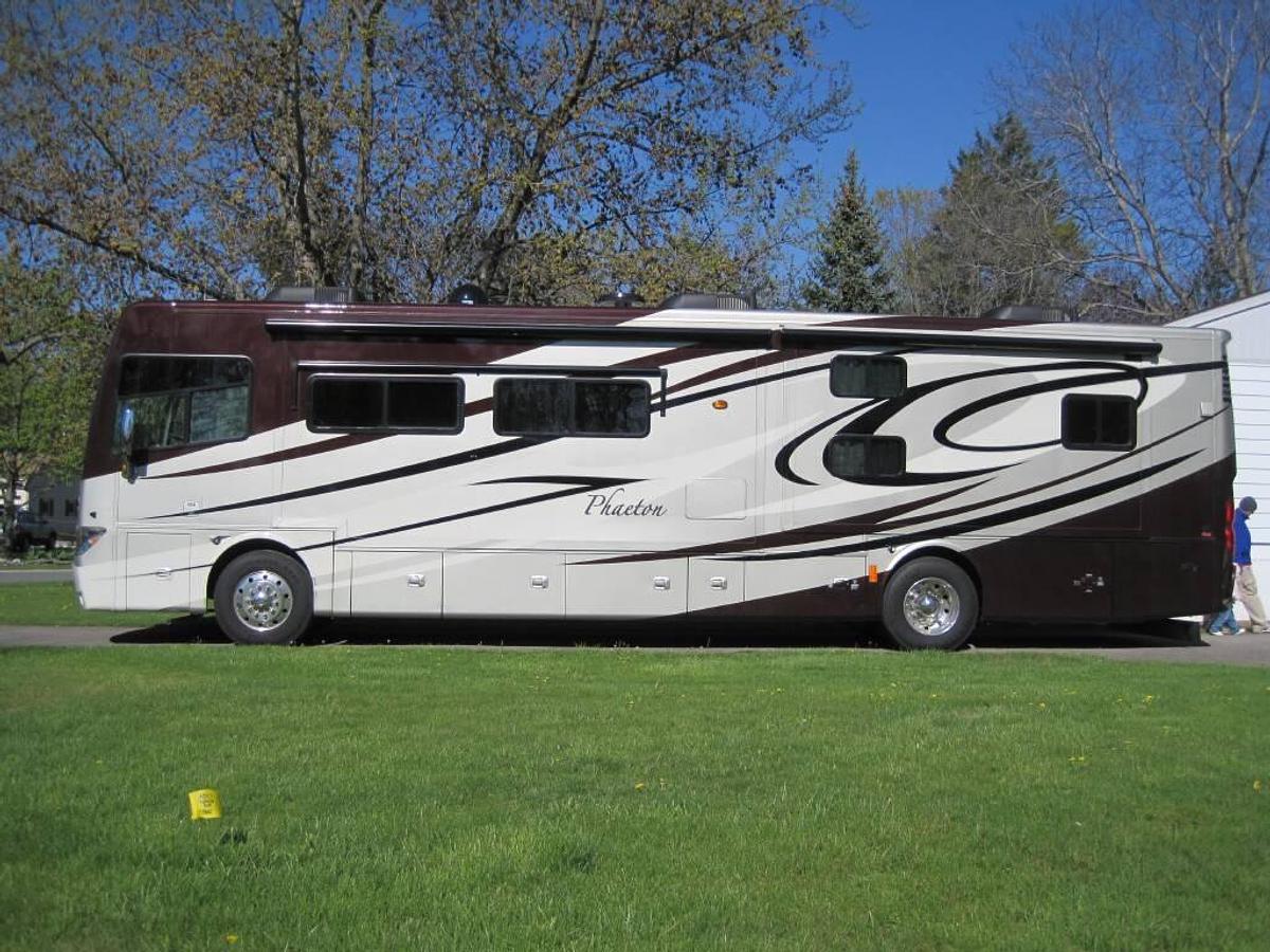 Used 2011 Tiffin Phaeton 40QKH