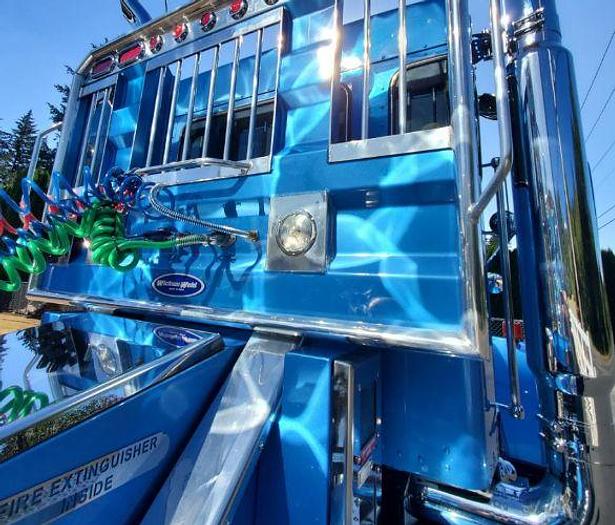 Used 1996 KENWORTH T800 and 2020 Great Dane Dry Van