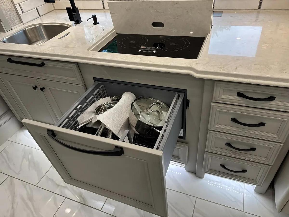 Used 2024 Tiffin Phaeton 40IH Class A Motorhome