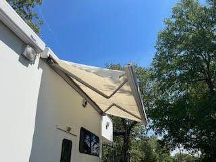 Used 2003 KENWORTH T300