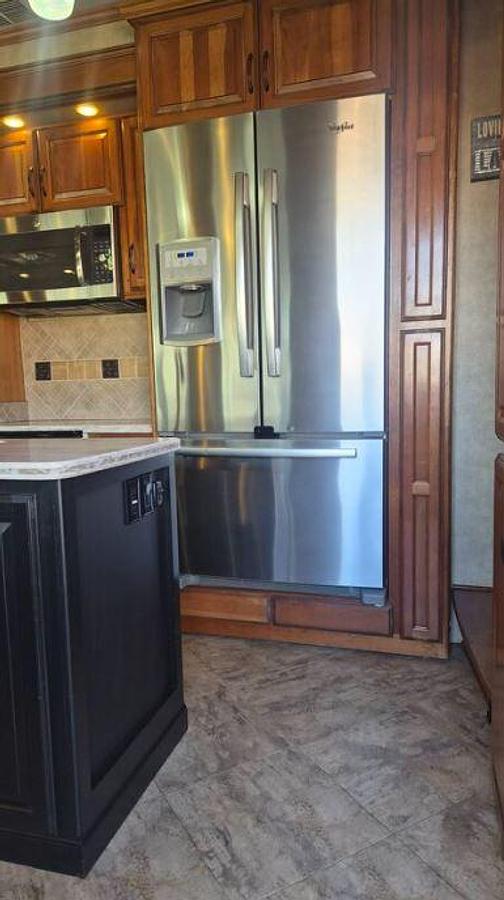 Used 2015 DRV Mobile Suites 43 Atlanta Fifth Wheel