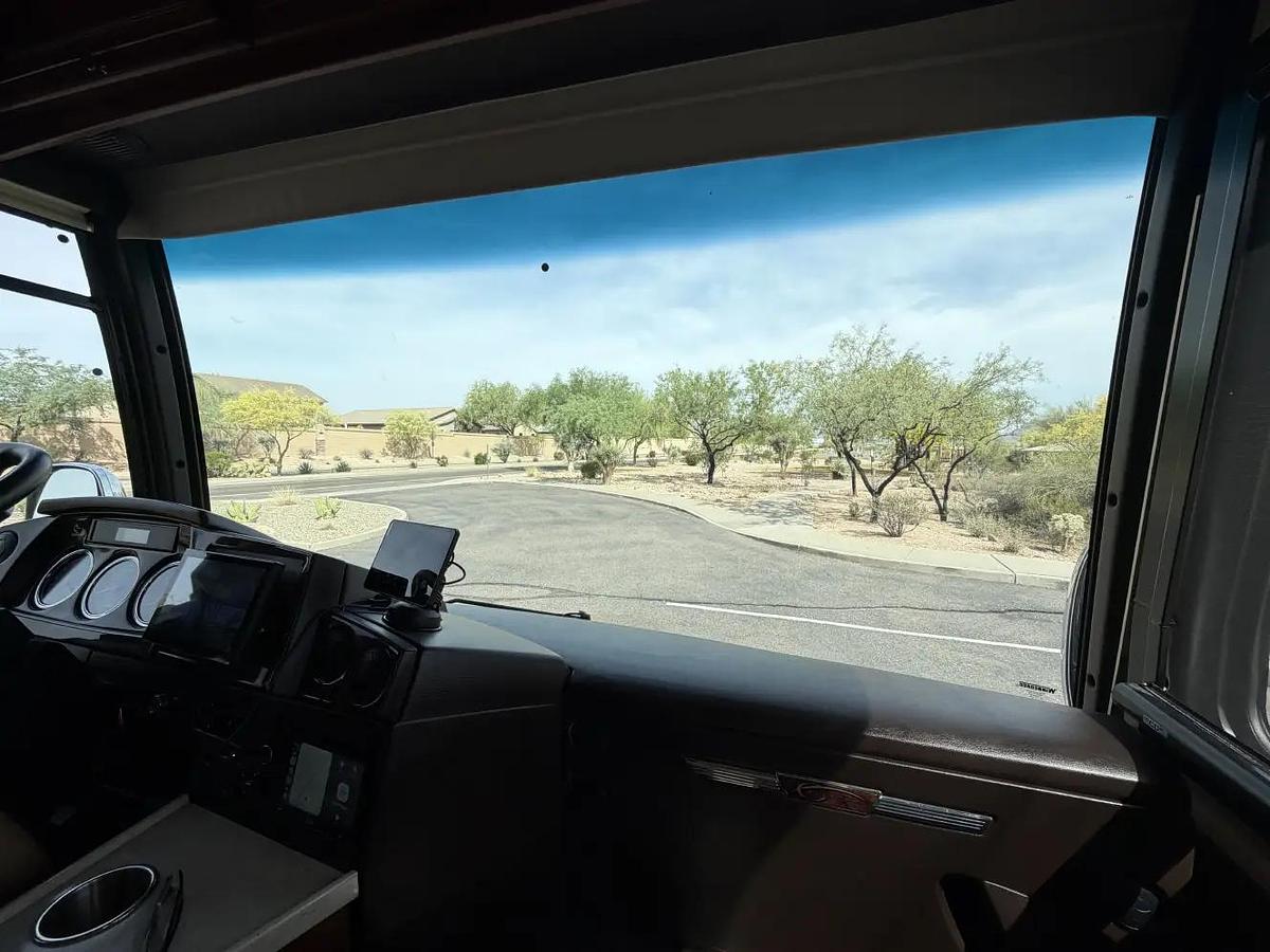 Used 2015 Winnebago Itasca Ellipse 42HD