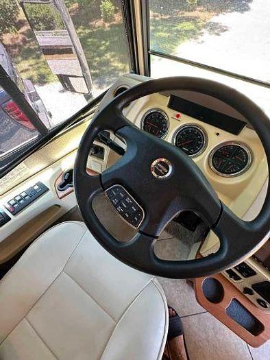 Used 2013 Itasca Meridian 34B