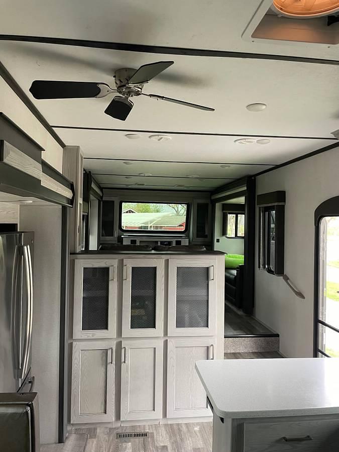 Used 2021 Keystone Montana High Country 377FL