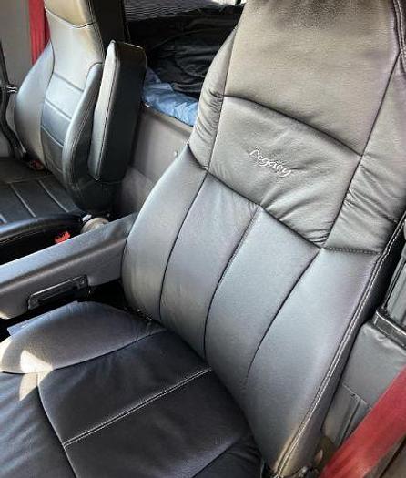 Used 2018 Peterbilt 348