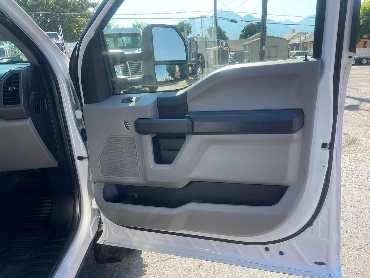 Used 2017 Ford F550 Long Flatbed Truck