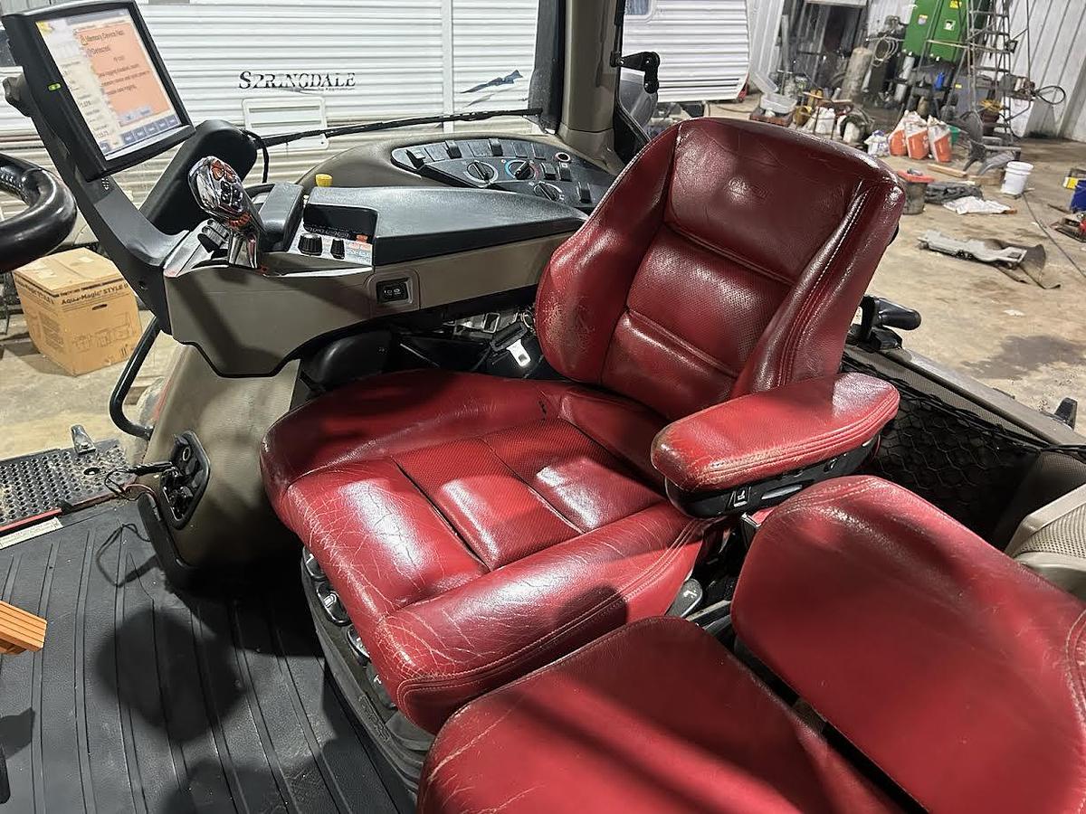 Used 2015 Case International Magnum 340 Tractor