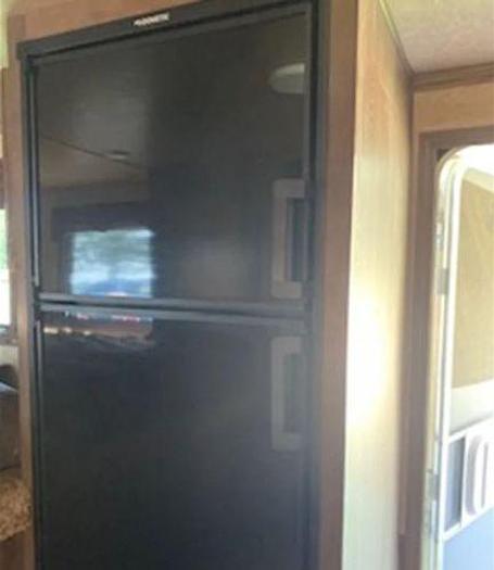 Used 2019 Lakota Charger 8411RK 4 Horse Trailer with Living Quarters