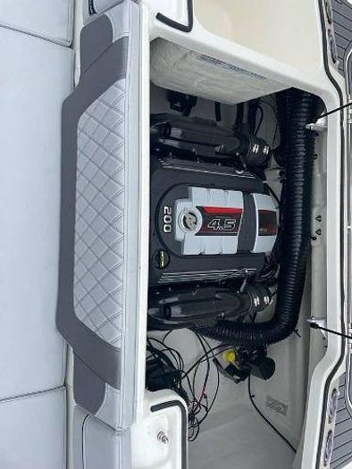 Used 2022 Bayliner VR4 Ski Boat