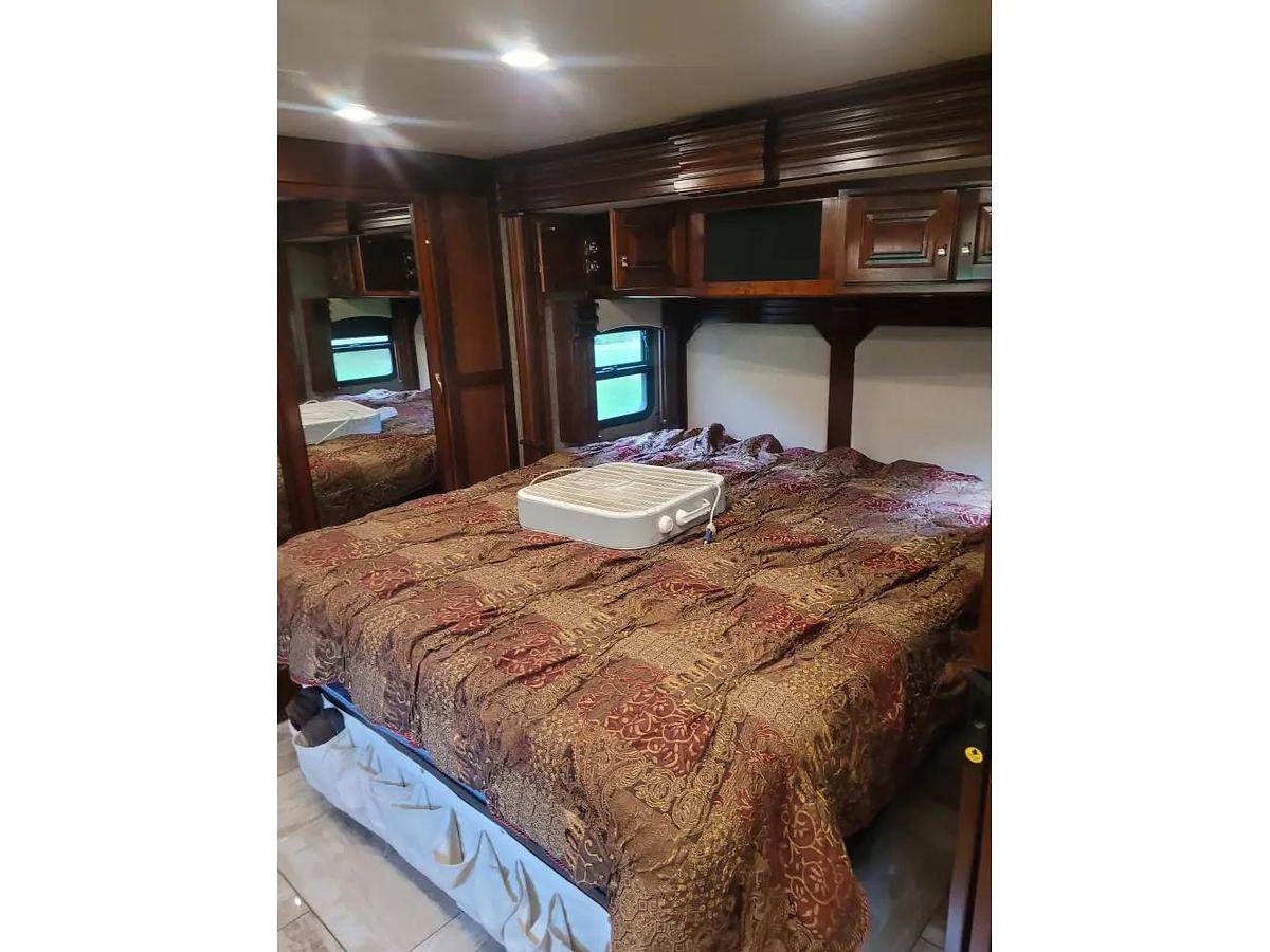 Used 2017 Fleetwood Discovery 37R Class A Motorhome