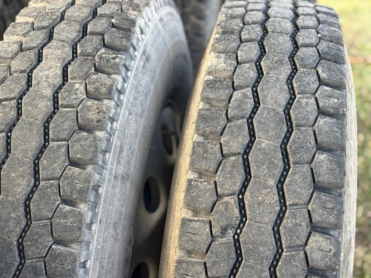 Used 2020 Kenworth T880