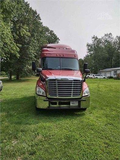 Used 2016 Freightliner Cascadia 125
