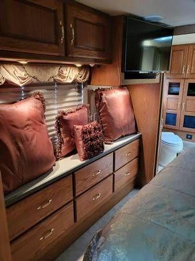 Used 2002 Holiday Rambler Endeavor 40pdq