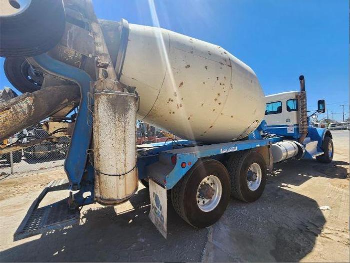 Used 2017 KENWORTH W900 Mixer Truck