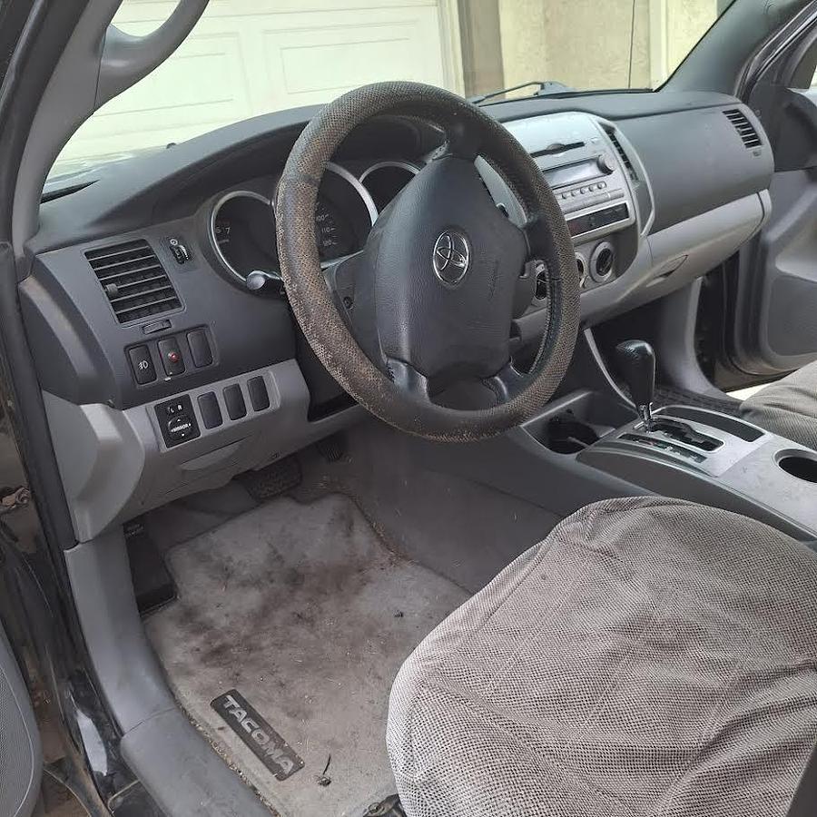 Used 2006 Toyota Tacoma Pickup Truck