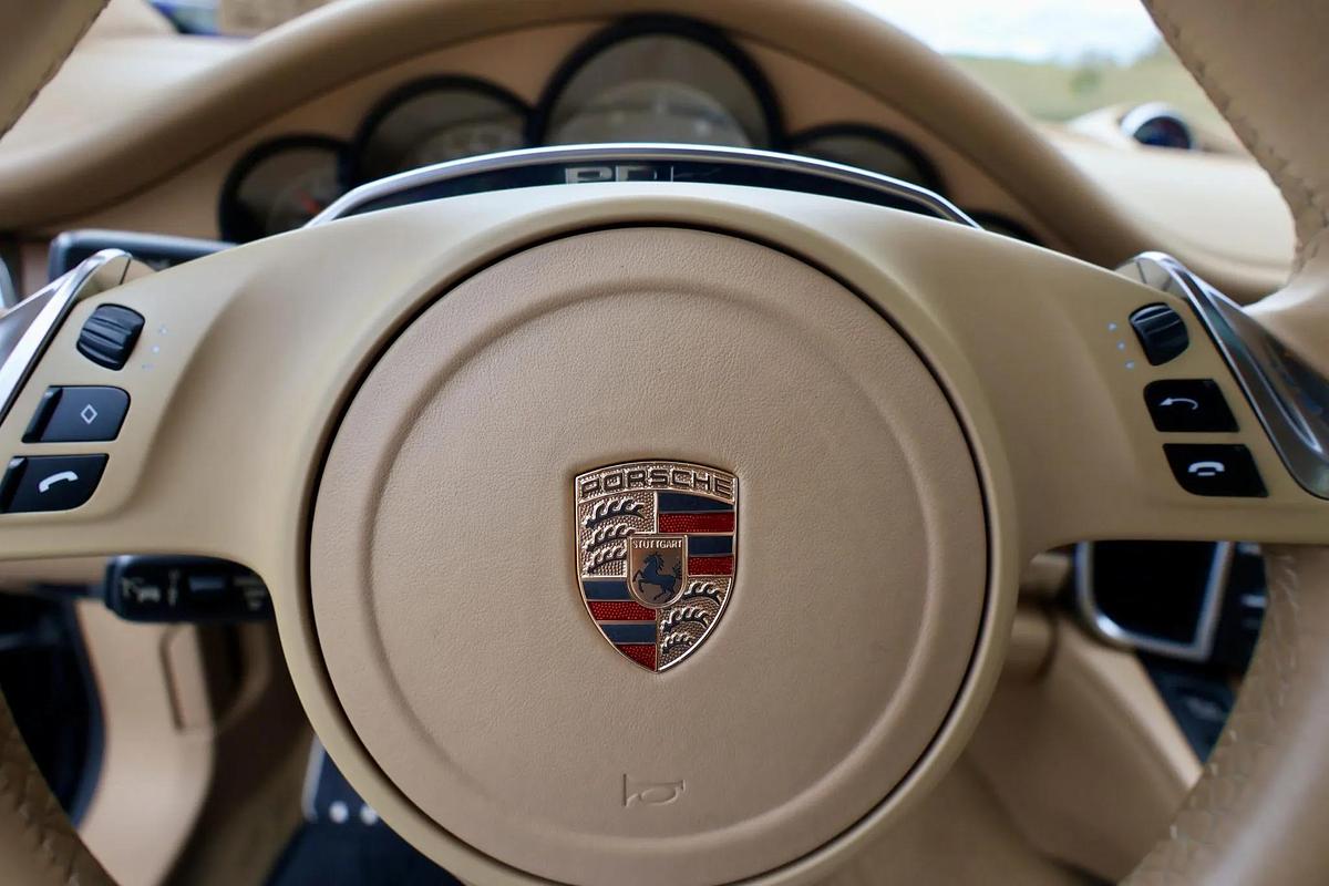 Used 2014 Porsche Panamera 4s Executive