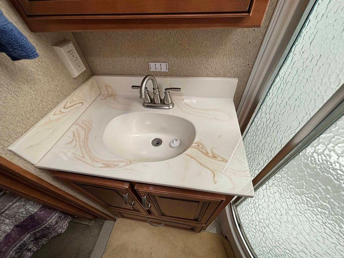 Used 2014 Forest River Berkshire 400QL 41' Class A Motorhome