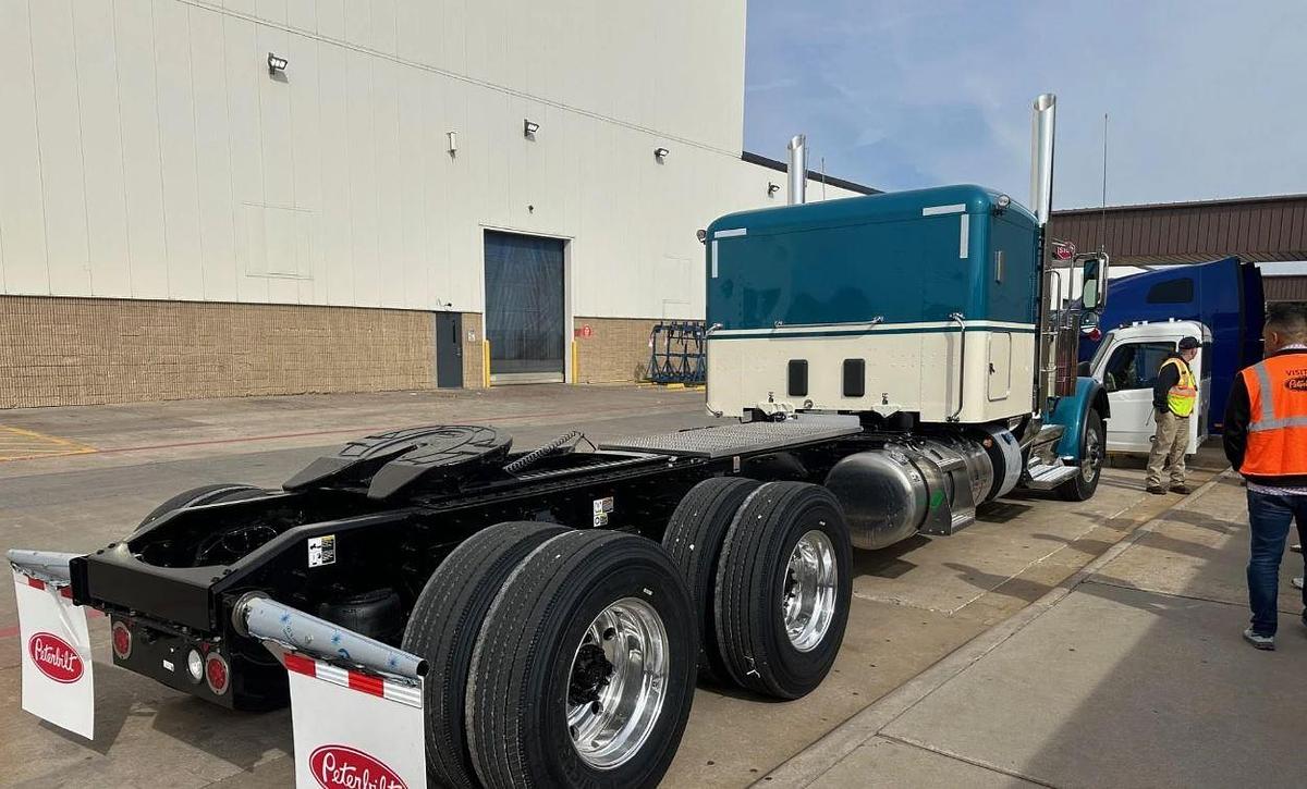 Used 2026 Peterbilt 589