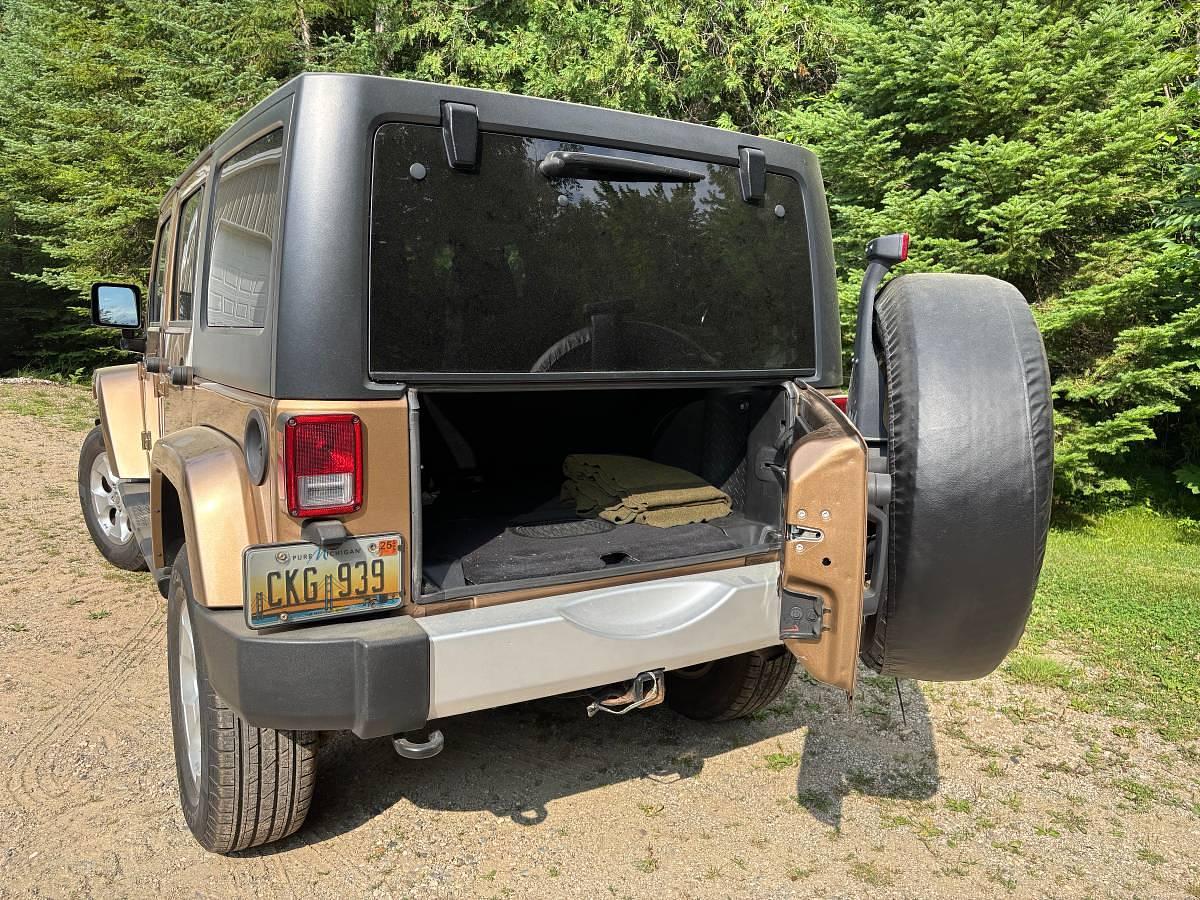 Used 2015 Jeep Wrangler Unlimited Sahara