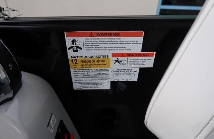 Used 2023 Lowe SS210WT Pontoon