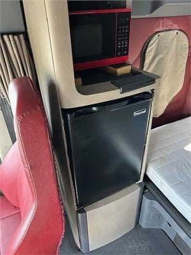 Used 2019 Freightliner Cascadia 125