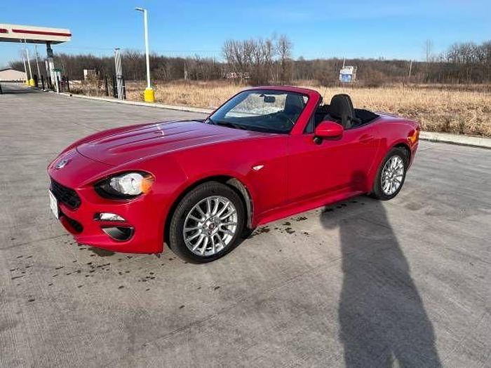 Used 2018 Fiat Spider 124 Classica
