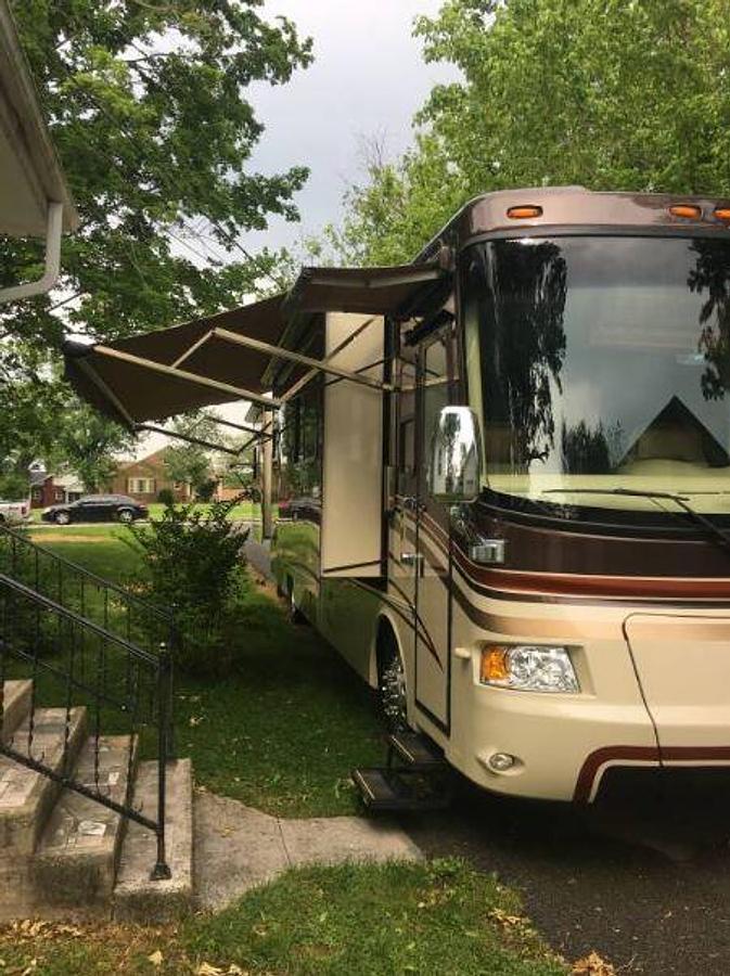 Used 2008 Holiday Rambler ENDEAVOR 40PDQ Class A Motorhome
