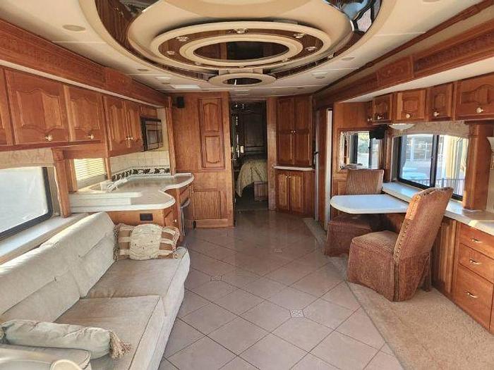 Used 2008 Monaco Signature Cambridge Custom